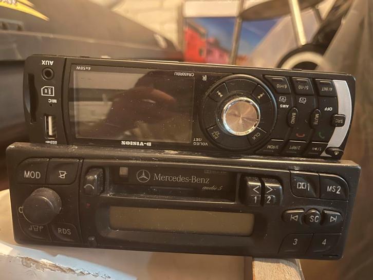 Autoradio's: D-Vision & Mercedes-Benz, Auto diversen, Autoradio's, Gebruikt, Ophalen