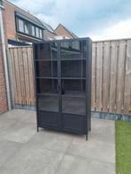 Zwarte stalen kast, Tuin en Terras, Bergingen en Tuinkasten, Ophalen, Zo goed als nieuw, Metaal