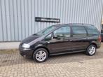 Seat Alhambra 2.0 Urbanstyle7 persoons dealer onderhouden lu, Auto's, Voorwielaandrijving, Stof, Zwart, 1553 kg