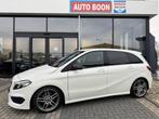Mercedes-Benz B-klasse 180 AMG AUTOMAAT NIGHT EDITION PLUS N, Auto's, 1325 kg, Gebruikt, Leder en Stof, 66 €/maand