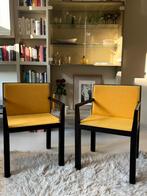 2 Massief Houten Stoelen - Gele Bekleding - TEATRO Look, Huis en Inrichting, Stoelen, Ophalen, Zo goed als nieuw, Overige kleuren