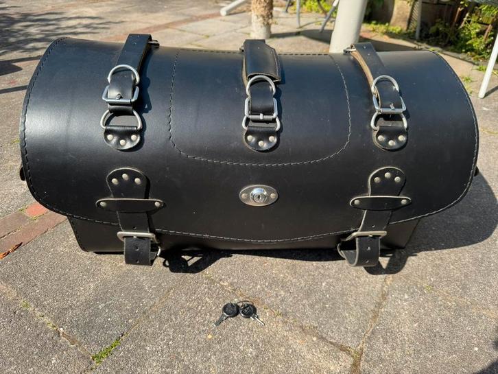 Robuuste leren topkoffer – 55 liter – motor/trike, Motoren, Accessoires | Koffers en Tassen, Gebruikt, Ophalen
