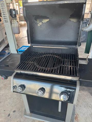 Weber Gasbarbecue incl gasfles - Gebruikt beschikbaar voor biedingen