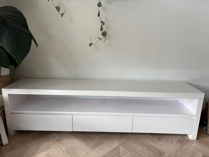 Tv meubel besta, Huis en Inrichting, Kasten | Televisiemeubels, Zo goed als nieuw, Minder dan 100 cm, 150 tot 200 cm, 25 tot 50 cm