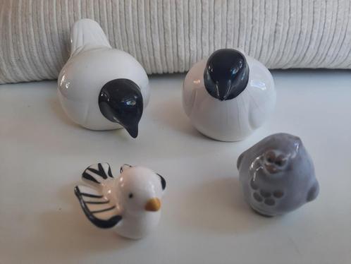 4 keramische vogel beeldjes, Verzamelen, Beelden en Beeldjes, Zo goed als nieuw, Dier, Ophalen of Verzenden