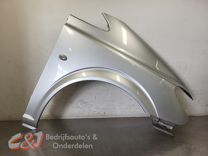 Scherm rechts-voor van een Mercedes Vito (9744), Auto-onderdelen, Carrosserie en Plaatwerk, Mercedes-Benz, Gebruikt, 3 maanden garantie