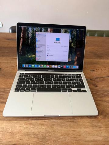 Als nieuw Macbook Pro 13 inch M2 2022 (inruil mogelijk) beschikbaar voor biedingen