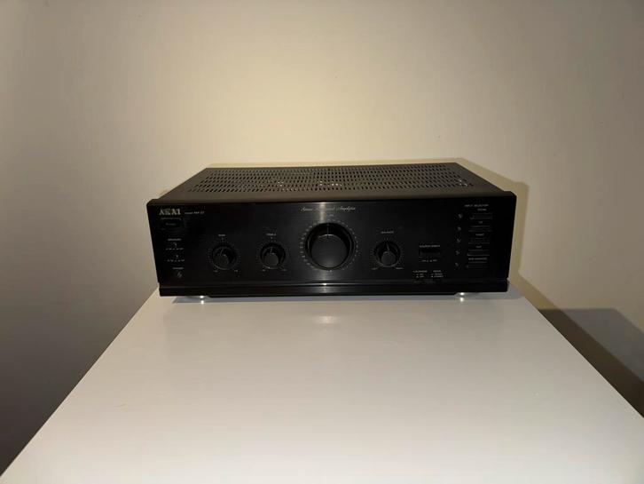 Akai Versterker Model-27, Audio, Tv en Foto, Versterkers en Receivers, Gebruikt, Stereo, Minder dan 60 watt, Overige merken, Ophalen of Verzenden