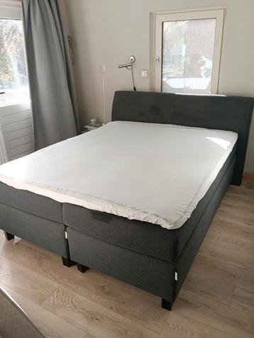 Boxspring bed 160x200 - Tweepersoons beschikbaar voor biedingen