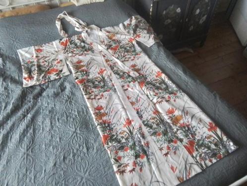 Mooie zijde kimono, 53,€ INCL VERZENDEN, Kleding | Dames, Overige Dameskleding, Zo goed als nieuw, Ophalen of Verzenden