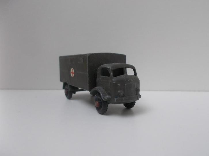 5400 Ford 3 Ton 4x4 Service Ambulance Lesney Matchbox No 63, Hobby en Vrije tijd, Modelauto's | Overige schalen, Gebruikt, Auto