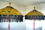 2 BALI CEREMONIAL UMBRELLAS-TEDUNG, Ophalen