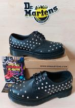 Dr. Martens 1461 Stud, Black Wanama Maat: 39 UK6, Kleding | Dames, Schoenen, Nieuw, Lage of Enkellaarzen, Ophalen of Verzenden