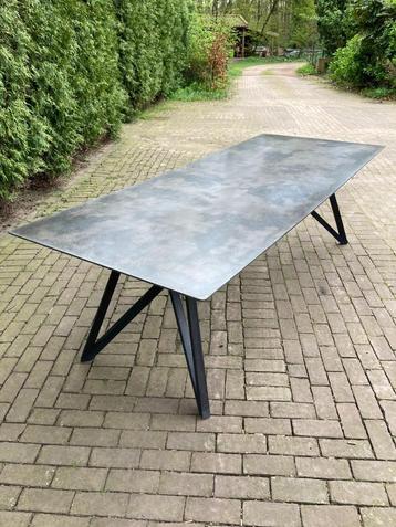 Tafel Mindin Spider 250 Mineral tafel 250 x 100 cm