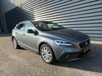 Volvo V40 CROSS COUNTRY 1.5 T3 Summum, Auto's, Euro 6, 4 cilinders, 700 kg, Leder