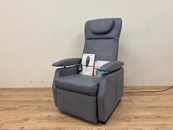 Fitform 574 sta op stoel leder ice blue beschikbaar voor biedingen