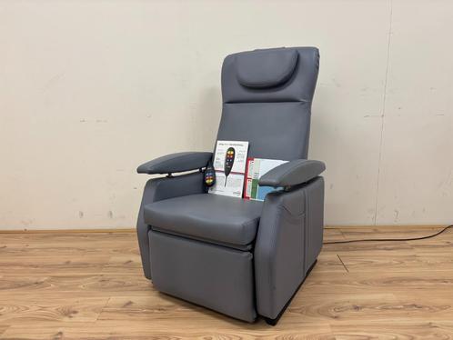 Fitform 574 sta op stoel leder ice blue, Diversen, Verpleegmiddelen, Zo goed als nieuw, Ophalen
