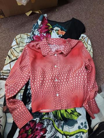 Grote en kleine partijen vintage kleding! Bulk/resale beschikbaar voor biedingen