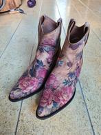 Dwars cowboy laarzen mt 41. Western boots. Festival, Kleding | Dames, Schoenen, Ophalen of Verzenden, Gedragen, Zwart, Hoge laarzen
