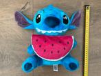 Nieuwe Disney Stitch met watermeloen 25cm Lilo & Stitch, Ophalen, Overige figuren, Nieuw, Knuffel