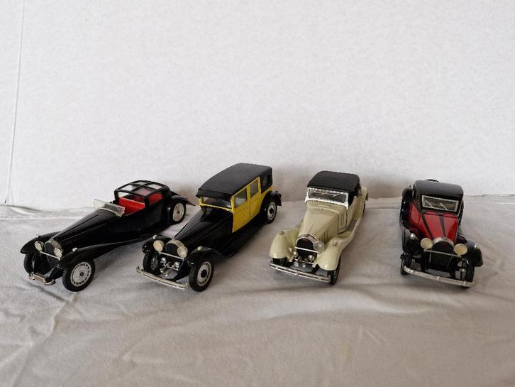 Model auto's, Hobby en Vrije tijd, Modelauto's | 1:43, Zo goed als nieuw, Auto, Overige merken, Ophalen of Verzenden