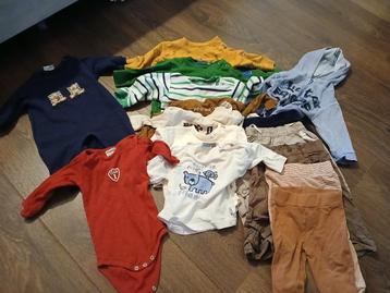 Maat 68 jongenskleding pakketje beschikbaar voor biedingen