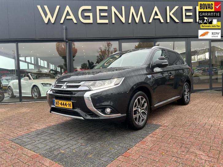 Mitsubishi Outlander 2.0 PHEV instyle+ AUT|NAV|PANO|DealerOH, Auto's, Mitsubishi, Bedrijf, Te koop, Outlander, 360° camera, 4x4