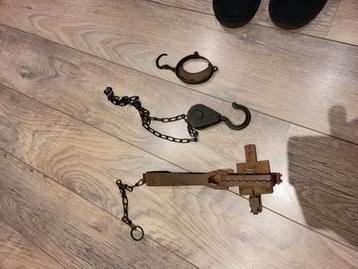 Oude accessoires  beschikbaar voor biedingen