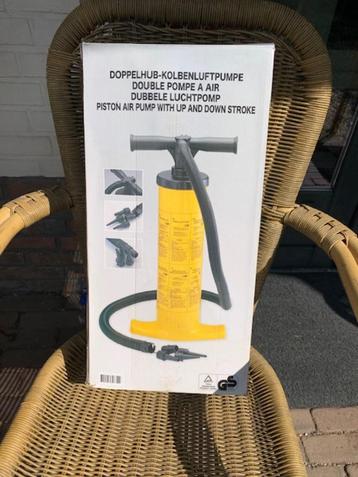 DUBBELE HANDMATIGE - LUCHTPOMP! beschikbaar voor biedingen