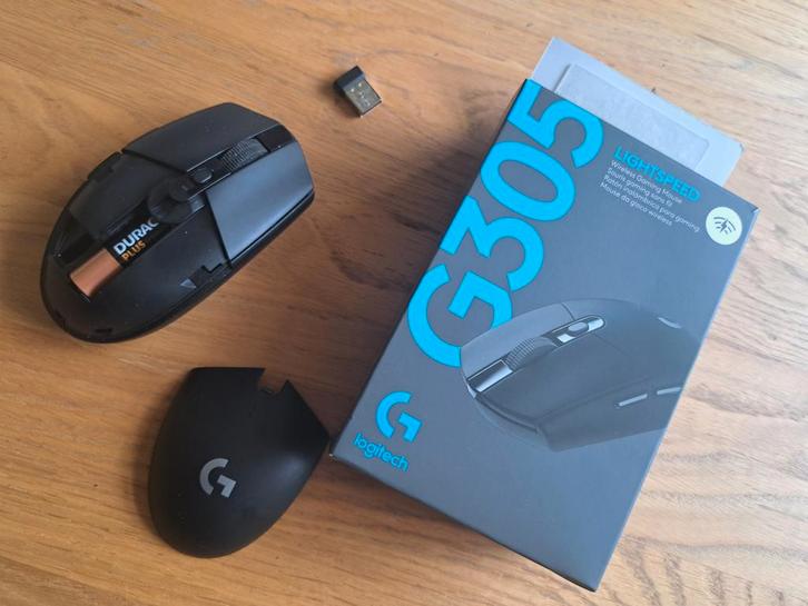 Logitech G305 Lightspeed gaming muis + logitech g213, Computers en Software, Muizen, Zo goed als nieuw, Gaming muis, Ophalen
