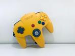 N64 - Gele N64 Controller, Ophalen of Verzenden, Zo goed als nieuw, Nintendo 64, Overige controllers