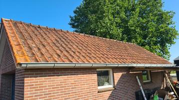 ca 750 rode dakpannen beschikbaar voor biedingen