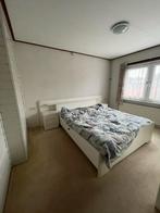 Tweepersoons ledikant met ombouw en Auping spiraal, Ophalen, Zo goed als nieuw, Tweepersoons