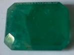 Edelsteen smaragd 9,89 crt met certificaat, Ophalen of Verzenden, Zo goed als nieuw