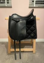 Euroriding dressuur zadel 17 inch, Ophalen, Gebruikt, Dressuur
