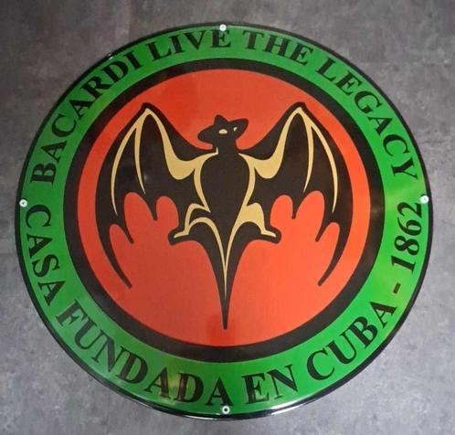 Bacardi mooi zwaar emaillen reclame bord mancave bar cafe, Verzamelen, Merken en Reclamevoorwerpen, Zo goed als nieuw, Reclamebord