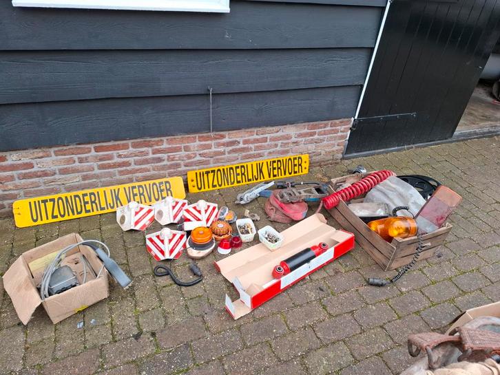 Diverse vrachtwagen onderdelen, Auto-onderdelen, Vrachtwagen-onderdelen, Overige merken, Overige Auto-onderdelen, Gebruikt, Ophalen of Verzenden