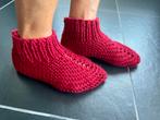 Rode Gebreide Sokken - Nieuw, Ophalen of Verzenden, Nieuw, Rood, Pantoffels of Sloffen