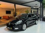 Renault Clio Estate 0.9 TCe Limited NAP Garantie Trekhaak Cr, Auto's, Renault, Voorwielaandrijving, 898 cc, Stof, Gebruikt