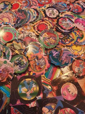 Beyblade Spinners Bladebreakers flippo's tollen pogs beschikbaar voor biedingen