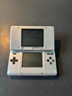 Nintendo DS Classic/Original, Spelcomputers en Games, Spelcomputers | Nintendo DS, Ophalen of Verzenden, Gebruikt, Zilver, DS Original of Phat