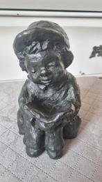 Polystone Beeld: Lezende Jongen - EIG A.S.V., Antiek en Kunst, Ophalen of Verzenden
