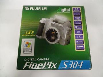 A5958 Digital camera FinePix S304 beschikbaar voor biedingen