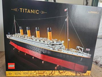 Lego Titanic Icons 10294 beschikbaar voor biedingen