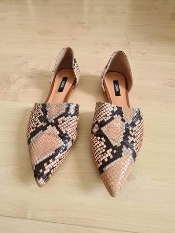 Zinda, dames pumps, leer, maat 37. als nieuw. beschikbaar voor biedingen