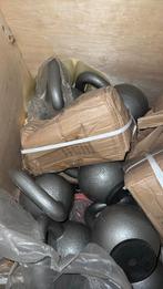 Kuub box met kettlebell van diverse gewichten, Ophalen, Benen, Kettlebell 2, Info@kettlebell.com