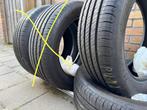 Zomerbanden / Banden 215 55 r17 98W Goodyear, Auto diversen, Ophalen, Zo goed als nieuw