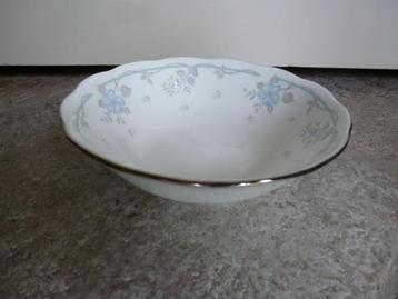 Dessertschaaltje Satin Rose van Royal Albert beschikbaar voor biedingen