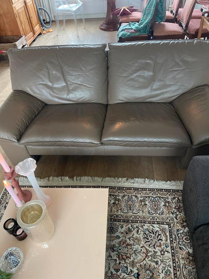 Leolux Samos bank - Tijdloos design, Huis en Inrichting, Banken | Complete zithoeken, Gebruikt, Leer, Ophalen