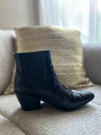 Zwarte laarsjes maat 38, Kleding | Dames, Schoenen, Zwart, Lage of Enkellaarzen, Ophalen of Verzenden, Zo goed als nieuw